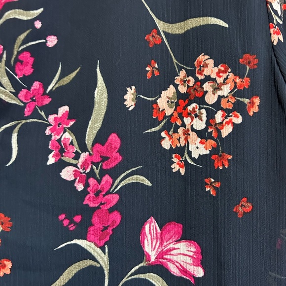 Calvin Klein Dress Size 12 Chiffon Bell Sleeve Black Floral MSRP $119 NWT - Picture 11 of 11